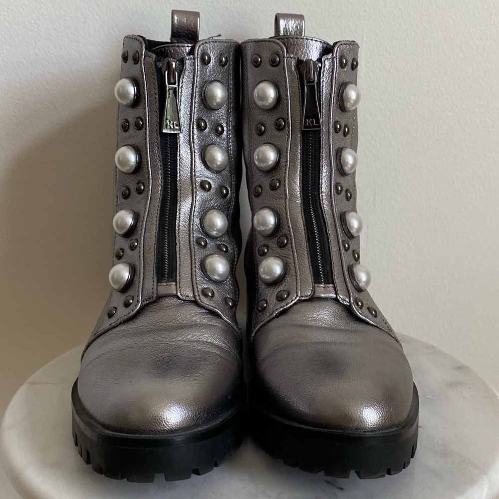 PRE-LOVED. Karl Lagerfeld Silver Payden Zip front Peal Lug Sole Boots  W Size 8